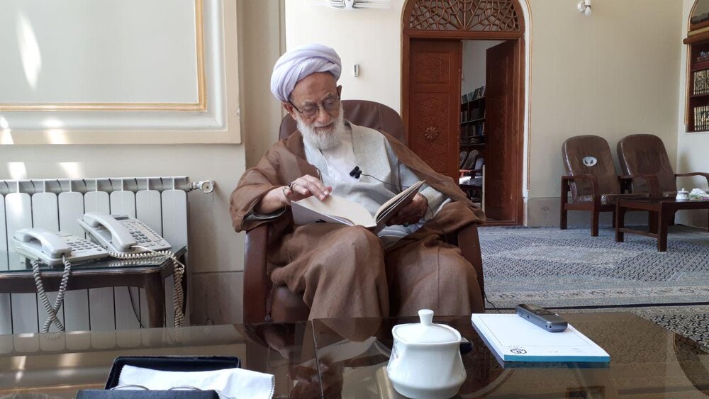 بیانیه تولیت محترم مدرسه عالی شهید مطهری (ره) و امام جمعه تهران در رابطه با توهین نشریه آمریکایی