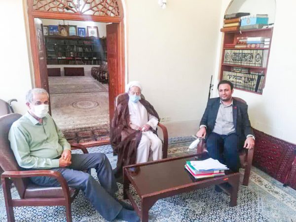 دیدار اعضاء هیئت مدیره موسسه فرهنگی اجتماعی خط امان کاشان با حضرت آیت اله امامی کاشانی (مدظله العالی)